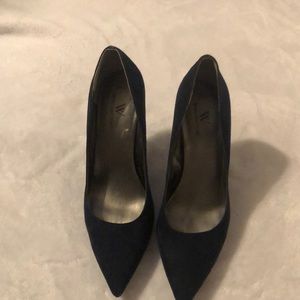 Navy blue worthington heels